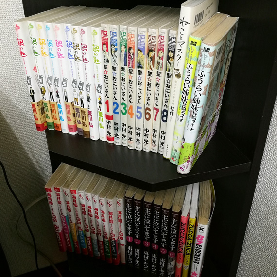 ここだけ図書館です。