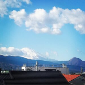 ふっじさーんふっじさーん高いぞ高いぞふっじさーん。